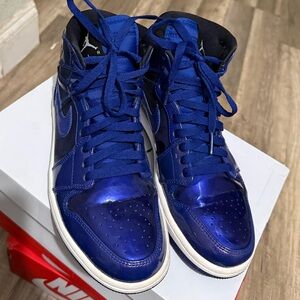 Air Jordan 1 Retro High (2016)